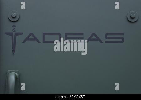 Koprivnice, Tschechische Republik. Februar 2025. Präsentation des Panzerfahrzeugs Tatra Defence TADEAS 6x6 in Koprivnice, Tschechische Republik, 26. Februar 2025. Quelle: Jaroslav Ozana/CTK Photo/Alamy Live News Stockfoto