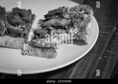 Morrisons Makrele in einer Smokey BBQ Sauce Stockfoto