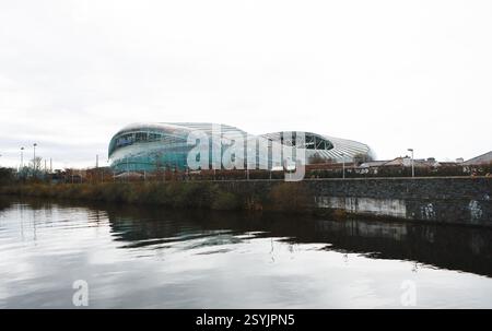 Aviva Stadium, Dublin, Irland. März 2025. United Rugby Championship, Leinster gegen Cardiff; Aviva Stadium mit dem Fluss Dodder im Vordergrund Credit: Action Plus Sports/Alamy Live News Stockfoto
