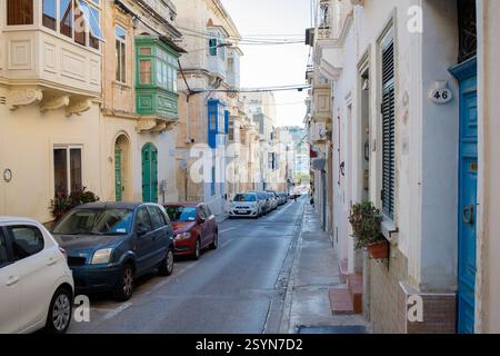 Gemütliche Straße in Sliema Altstadt, Malta Stockfoto