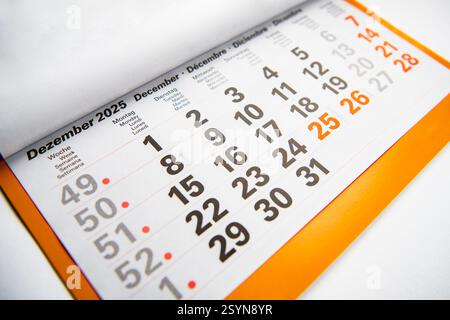 Kalenderplaner für den Monat Dezember 2025 Stockfoto