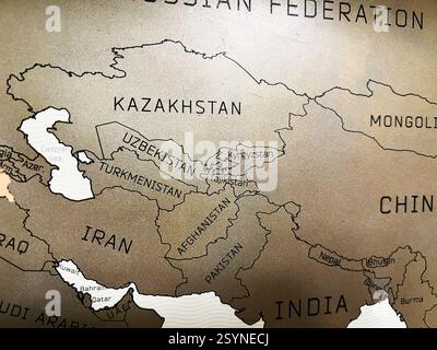 Detaillierte Karte Zentralasiens mit Ländern wie Kasachstan, Usbekistan und Iran Stockfoto