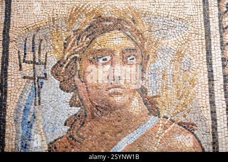 Römische Mosaiktafel mit dem Sommer, ausgestellt im Museo de la Ciudad de Carmona, Carmona, Andalusien, Spanien Stockfoto