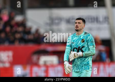 Utrecht, Niederlande. März 2025. UTRECHT, 01-03-2025, Stadion Galgenwaard, Saison 2024/2025, niederländischer Eredivisie Football. NAC Torhüter Daniel Bielic während des Spiels FC Utrecht - NAC Credit: Pro Shots/Alamy Live News Stockfoto
