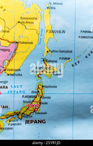 Detaillierte Karte von Japan mit Städten und Sehenswürdigkeiten Stockfoto