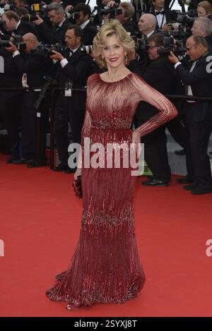 CANNES, FRANKREICH - 14. MAI: Jane Fonda nimmt an der Eröffnungszeremonie und der Premiere von „Grace of Monaco“ während des 67. Jährlichen Filmfestivals von Cannes am 14. Mai 2014 in Cannes Teil. CAP/PL ©Phil Loftus/Capital Pictures Stockfoto