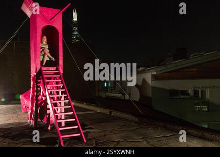 Kunstinstallation auf dem Dach in der Tanner Street 5-7. Kunstinstallation in der Nähe von The Shard. Stockfoto
