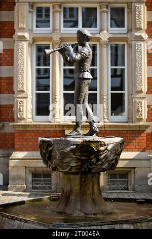 Rattenfaenger Brunnen, Osterstraße, Deutsche Märchenstraße, Hameln, Niedersachsen, Deutschland Europa Stockfoto