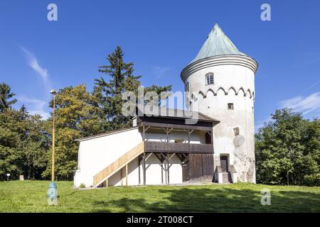 Zřícenina hradu Freudenstein (Šlikův hrádek), lázně Jáchymov, UNESCO, Krušné Hory, Česká republika / Ruinen der Burg Freudenstein - Slikovka, Kurort Stockfoto