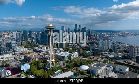 Luftaufnahme Der Seattle Space Needle In Der Hafenstadt Seattle Washington Stockfoto