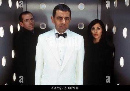 Johnny English Jahr : 2003 UK Regie: Peter Howitt Ben Miller, Rowan Atkinson, Natalie Imbruglia Stockfoto