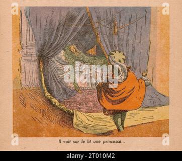 Die Dornrösche im Wald sah er auf einem Bett, dessen Vorhänge alle offen waren, den schönsten Anblick, den man je gesehen hatte: eine Prinzessin-Illustration, veröffentlicht in Les contes de Perrault, von Charles Perrault, illustriert von A. Robida, E. Tap, R. Candide und veröffentlicht von Imagerie merveilleuse de l'enfance (Paris), 1941. Stockfoto