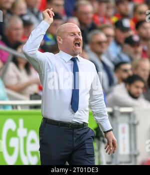 23. September 2023 - Brentford gegen Everton - Premier League - Gtech Community Stadium. Everton-Manager Sean Dyche während des Spiels gegen Brentford. Bild : Mark Pain / Alamy Live News Stockfoto