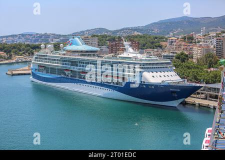 Kreuzfahrtschiff Marella Discovery (ehemals Royal Caribbean Plendour of the Seas), betrieben von Marella Cruises (TUI UK) in Palma de Mallorca, Spanien Stockfoto