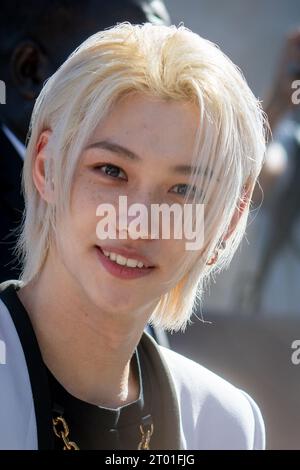 Der K-Pop-Künstler Felix nimmt an der Louis Vuitton Womenswear Spring/Summer 2024 Show im Rahmen der Paris Fashion Week auf der PARISER FASHION Week am 2. OKTOBER 2023 Teil Stockfoto