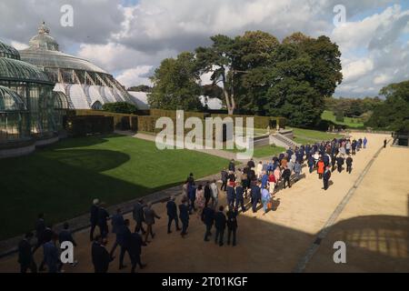 Brüssel, Belgien Oktober 2023. Die Abbildung zeigt einen Empfang für die Bürgermeister der belgischen Städte und Gemeinden im Königsschloss Laeken - Laken in Brüssel, Dienstag, den 03. Oktober 2023. BELGA FOTO BENOIT DOPPAGNE Credit: Belga News Agency/Alamy Live News Stockfoto