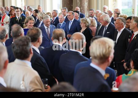 Brüssel, Belgien Oktober 2023. Königin Mathilde von Belgien und König Philippe - Filip von Belgien, dargestellt bei einem Empfang für die Bürgermeister der belgischen Städte und Gemeinden im Königsschloss Laeken - Laken in Brüssel, Dienstag, den 3. Oktober 2023. BELGA FOTO BENOIT DOPPAGNE Credit: Belga News Agency/Alamy Live News Stockfoto