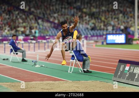 Hangzhou, China. Oktober 2023. Hangzhou, Zhejiang, China: Asian Games, Triple Jump Indiens Abdullah Aboobaker erhielt den 4. Platz im Triple Jump Credit: Seshadri SUKUMAR/Alamy Live News Stockfoto