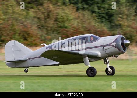 Ein Spartan 7W Executive auf der Shuttleworth Collection Race Day Air Show 2023. Stockfoto