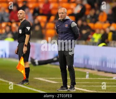 Blackpool, Großbritannien. 31. August 2023. Neil Critchley, Manager von Blackpool während des Sky Bet League 1 Spiels Blackpool vs Derby County in Bloomfield Road, Blackpool, Vereinigtes Königreich, 3. Oktober 2023 (Foto: Steve Flynn/News Images) in Blackpool, Vereinigtes Königreich am 31.2023. (Foto: Steve Flynn/News Images/SIPA USA) Credit: SIPA USA/Alamy Live News Stockfoto