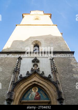 Kirchturm, Fresko Sanctus Jacobus, katholische Pfarrkirche St. James der ältere, Krieglach, Muerztal, Steiermark, Österreich Stockfoto