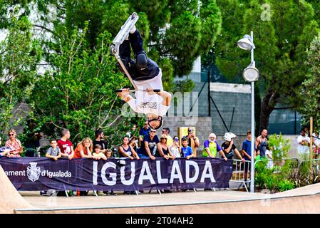 Igualada, Barcelona; 16. Juli 2023: Katalonische Meisterschaft der Scooter Street, Park Junior and About, im Skate Park von Igualada Stockfoto