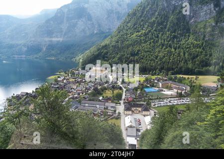 Die Salzbergbahn Hallstatt in Hallstatt, Oberösterreich, gilt als eine der schönsten und instagrammfähigsten Städte Stockfoto