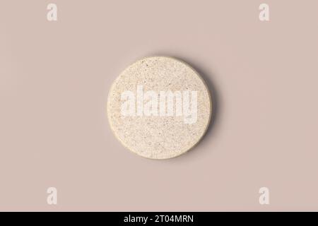 Rundes Podium auf beigefarbenem Hintergrund. Sockel Aus Natürlichem Marmor. ECO Beauty-Produkt-Mockup-Aktion. Anzuzeigende Szene. Stone Showcase, Display Case. Draufsicht Stockfoto