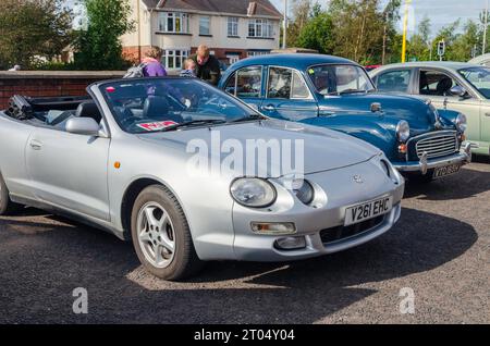 Carryduff, County Down, Nordirland 23. September 2023 – Silver Toyota Sportwagen mit Top Down auf einer lokalen Autoshow in Carryduff Stockfoto