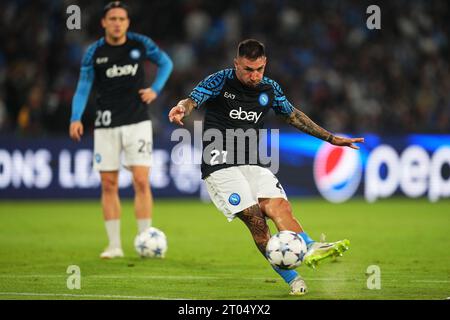 Matteo Politano vom SSC Napoli spielte während des UEFA Champions League-Spiels Gruppe C zwischen SCC Napolli und Real Madrid am 3. Oktober 2023 im Diego Armando Maranoa Stadion in Neapel. (Foto: Bagu Blanco / PRESSINPHOTO) Stockfoto