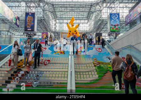 118. North American International Toy Fair im Jacob Javits Convention Center in New York am Samstag, 30. September 2023. Die viertägige Messe mit über 1000 Ausstellern wurde in den Herbst dieses Jahres verschoben, und einige Aussteller sind nicht anwesend, darunter Mattel und MGA Entertainment. (© Richard B. Levine) Stockfoto