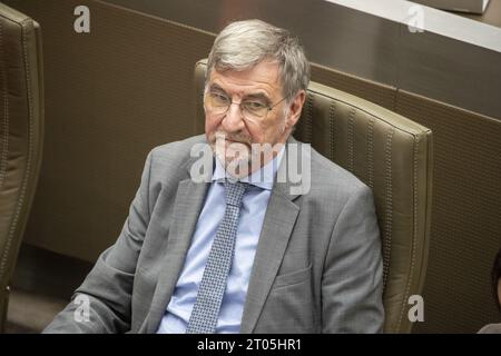 Brüssel, Belgien Oktober 2023. Wilfried Vandaele, Fraktionsvorsitzender von N-VA, wird auf einer Plenartagung des flämischen Parlaments am Mittwoch, den 4. Oktober 2023 in Brüssel dargestellt. BELGA FOTO NICOLAS MAETERLINCK Credit: Belga News Agency/Alamy Live News Stockfoto