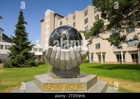 Krankenhaus Waldfriede, Argentinische Allee, Zehlendorf, Berlin, Deutschland *** Waldfriede Hospital, Argentinische Allee, Zehlendorf, Berlin, Deutschland Credit: Imago/Alamy Live News Stockfoto