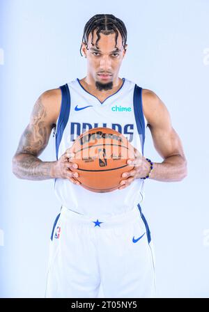 29. September 2023: Dallas Mavericks Guard AJ Lawson #9 posiert während des Dallas Mavericks Media Day, der im American Airlines Center in Dallas, TX Albert Pena / Cal Sport Media stattfindet Stockfoto