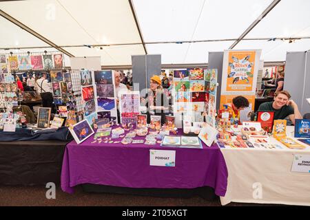 Das Lakes International Comic Art Festival 29. September - 1. Oktober Bowness auf dem Windermere Cumbria UK Lakeside Comics Marketplace Stockfoto