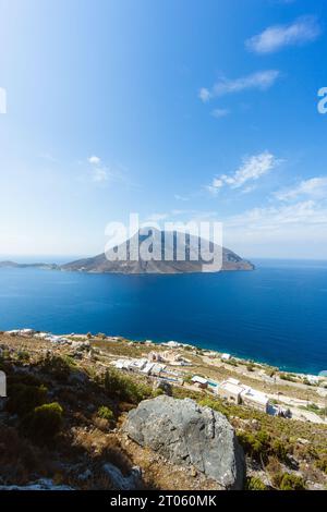 Blick auf die Insel Telendos von Kalymnos Stockfoto