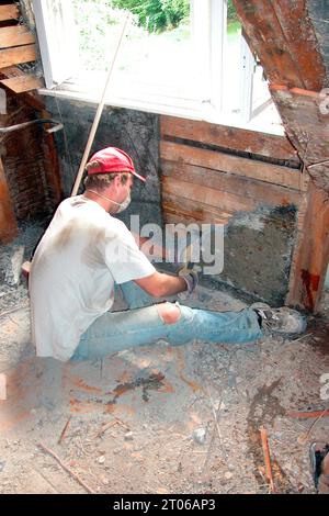 Revitalisierung des Innenraums eines Gebäudes und einer Gebäudestruktur, Bauarbeiten und Konservierung Revitalisierung des Innenraums eines Gebäudes Credit: Imago/Alamy Live News Stockfoto