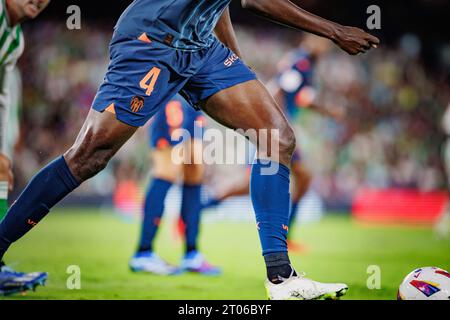 Mouctar Diakhaby während des Spiels La Liga 23/24 zwischen Real Betis und Valencia CF im Estadio Benito Villamarin, Sevilla. (Maciej Rogowski) Stockfoto