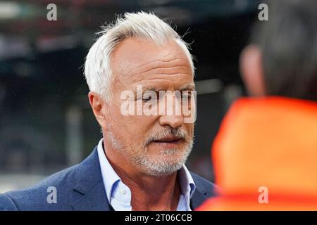 Newcastle, Großbritannien. Oktober 2023. David Ginola während des Spiels Newcastle United FC gegen Paris Saint-Germain FC, UEFA Champions League Runde 1 im St.James' Park, Newcastle, Großbritannien am 4. Oktober 2023 Credit: Every Second Media/Alamy Live News Stockfoto