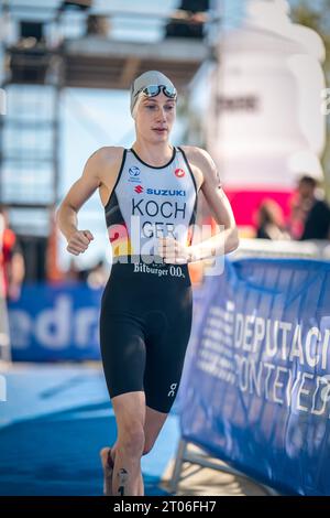 Annika Koch nahm an der Triathlon-Weltmeisterschaft 2023 in Pontevedra Teil. Stockfoto