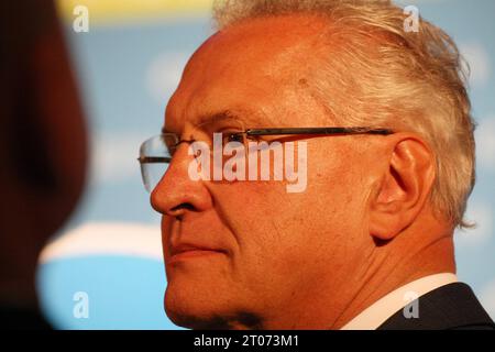 Landtagswahl 2023. Markus Söder Ministerpräsident des Freistaates Bayern und Innenminister Joachim Herrmann unterstützt Friedrich Merz Parteivorsitzender der CDU in Nürnberg, Bayern, Deutschland. Oktober 2023. Quelle: Imago/Alamy Live News Stockfoto