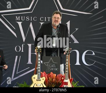 Nashville, USA. Oktober 2023. Vince Gill bei der 2023 Music City Walk of Fame Induction Ceremony am 4. Oktober 2023 in Nashville, TN. © Tammie Arroyo/AFF-USA.com Credit: AFF/Alamy Live News Stockfoto