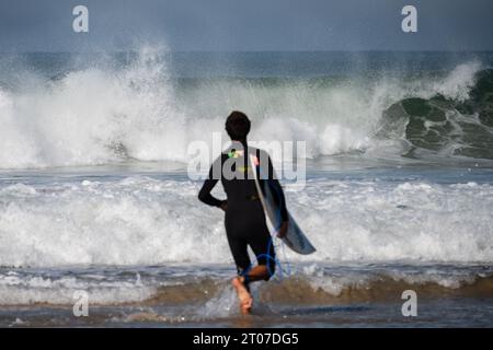 Das Quiksilver Festival wurde in Capbreton, Hossegor und Seignosse gefeiert. 20 der besten Surfer der Welt wurden von Jeremy Flores ausgewählt Stockfoto