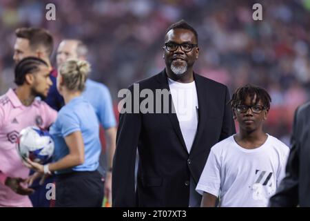 Chicago, USA. Oktober 2023. Chicago, USA, 4. Oktober 2023: Der Bürgermeister von Chicago Brandon Johnson wird vor dem Spiel zwischen Chicago Fire FC und Inter Miami CF am Mittwoch, 4. Oktober 2023, im Soldier Field, Chicago, USA, gesehen. (KEINE KOMMERZIELLE NUTZUNG) (Shaina Benhiyoun/SPP) Guthaben: SPP Sport Pressefoto. /Alamy Live News Stockfoto