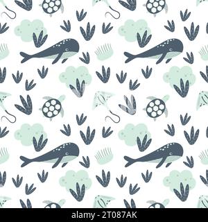 Nahtloses Muster mit Meerestieren. Blauwal, Stachelrochen und Schildkröte im Ozean zwischen Meerespflanzen auf weißem Hintergrund. Vektorabbildung. Design für Stock Vektor