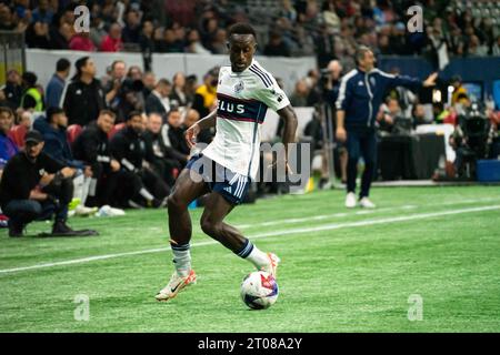 Vancouver, Kanada. Oktober 2023. Vancouver, British Columbia, Kanada, 4. Oktober 2023: Richie Laryea (7 Vancouver Whitecaps FC) in Aktion während des Major League Soccer Matches zwischen Vancouver Whitecaps FC und St. Louis City SC im BC Place Stadium in Vancouver, British Columbia, Kanada (NUR REDAKTIONELLE VERWENDUNG). (Amy Elle/SPP) Credit: SPP Sport Press Photo. /Alamy Live News Stockfoto