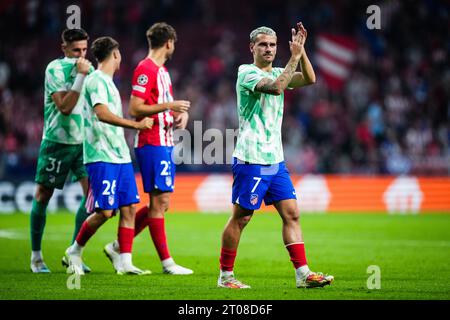 Madrid, Spanien. Oktober 2023. Madrid - Antoine Griezmann von Atletico Madrid während der zweiten Etappe der Gruppenphase der UEFA Champions League zwischen Atletico Madrid und Feyenoord im Estadio Metropolitano am 4. Oktober 2023 in Madrid. Credit: Box to Box Pictures/Alamy Live News Stockfoto