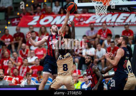 Murcia Spanien 27. September 2023: NIKOS ROGKAVOPOULOS griechischer Flügelspieler von Baskonia während des Spiels UCAM Murcia CB gegen Baskonia Basket Stockfoto