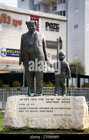 Rishon LeZion, Israel – 25. September 2023: Denkmal für David Ben-Gurion israelischer Politiker und Staatsmann in Rishon LeZion. Stockfoto