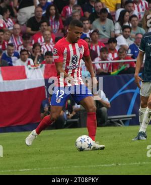Madrid, Spanien. Oktober 2023. Samuel Lino aus Madrid während des Fußballspiels der Gruppe E zwischen Atletico de Madrid und Feyenoord am 4. Oktober 2023 im Civitas Metropolitano Stadion in Madrid. Foto: Laurent Lairys/ABACAPRESS.COM Credit: Abaca Press/Alamy Live News Stockfoto
